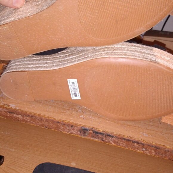 Torrid Ankle Wrap Platform Wedge Sz 13WW Like New - Picture 6 of 6